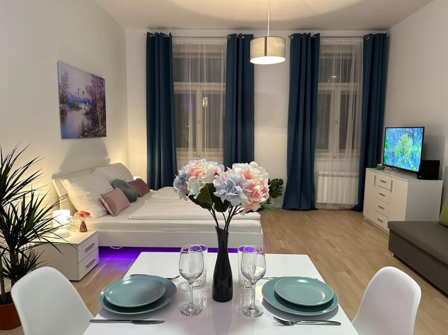 Romantic Apartment In The Center Of Praha Exteriér fotografie